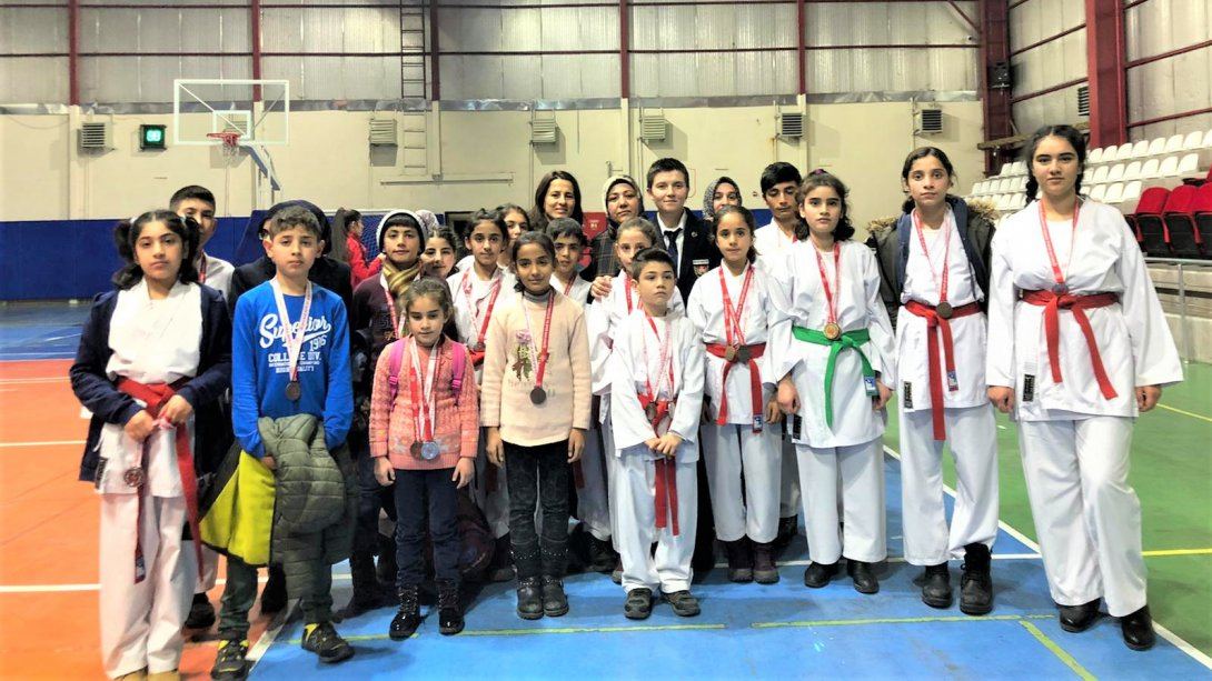 Karete'de Hilmi Irak İlk/Ortaokulu'ndan Büyük Başarı