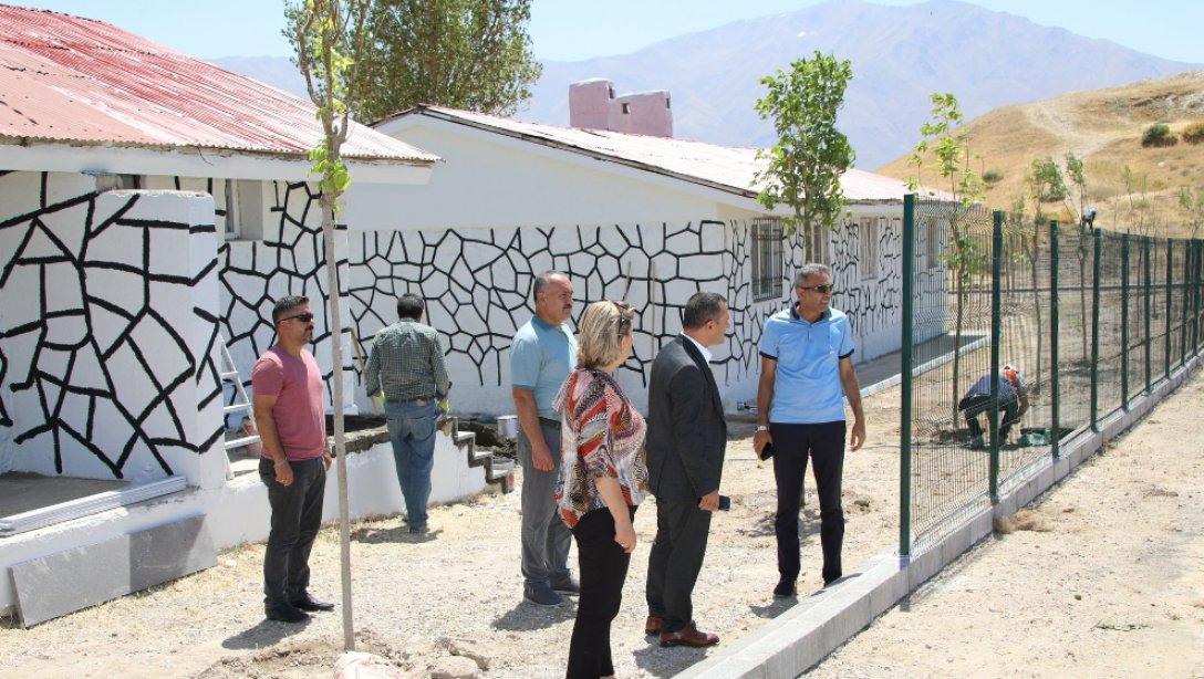 Kaymakamımız Sn. Muhammet Fuat Türkman, Dilkaya Köy Yaşam Merkezi'ndeki Çalışmaları Yerinde İncelendi 
