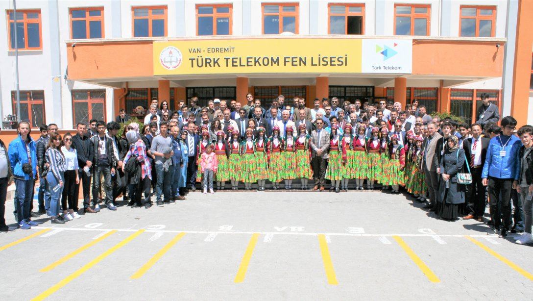 Van Türk Telekom Fen Lisesi Ulusal Fizik Yarışması Açılış Töreni Gerçekleştirildi