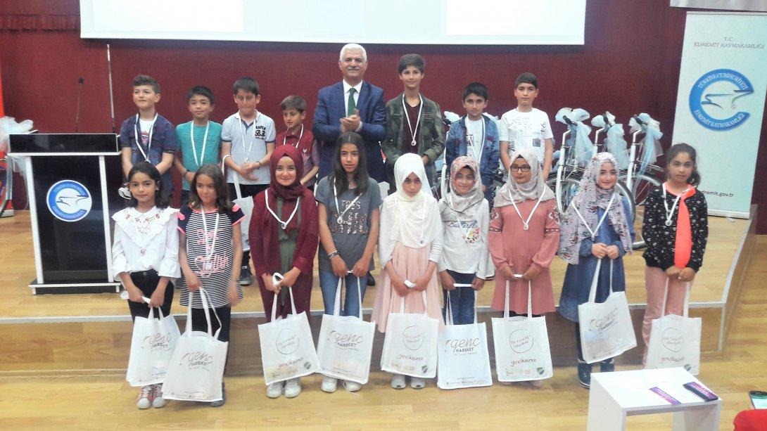 Edremit Anadolu İmam Hatip Lisesi Endülüs Okuma Grubu Kitap Okuma Ödül Töreni Gerçekleştirildi