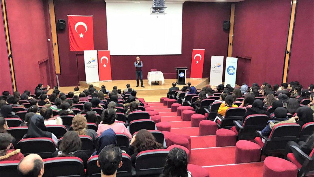 Yazar Genç Osman DENİZCİ, İlçemiz Öğrencileriyle Buluştu