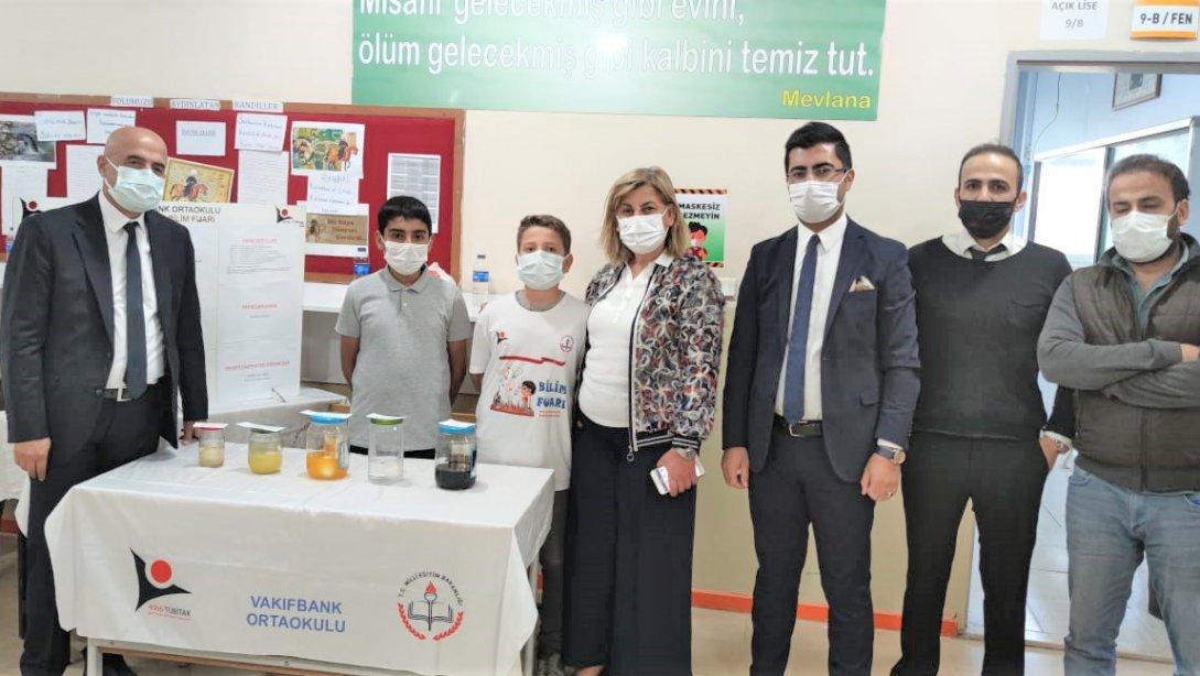 Vakıfbank Ortaokulu 4006 Tübitak Bilim Fuarının Açılışı Gerçekleştirildi