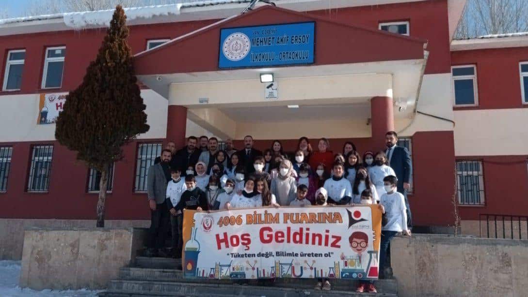 Mehmet Akif Ersoy Ortaokulu Tübitak Bilim Fuarına Katılım Sağlandı 