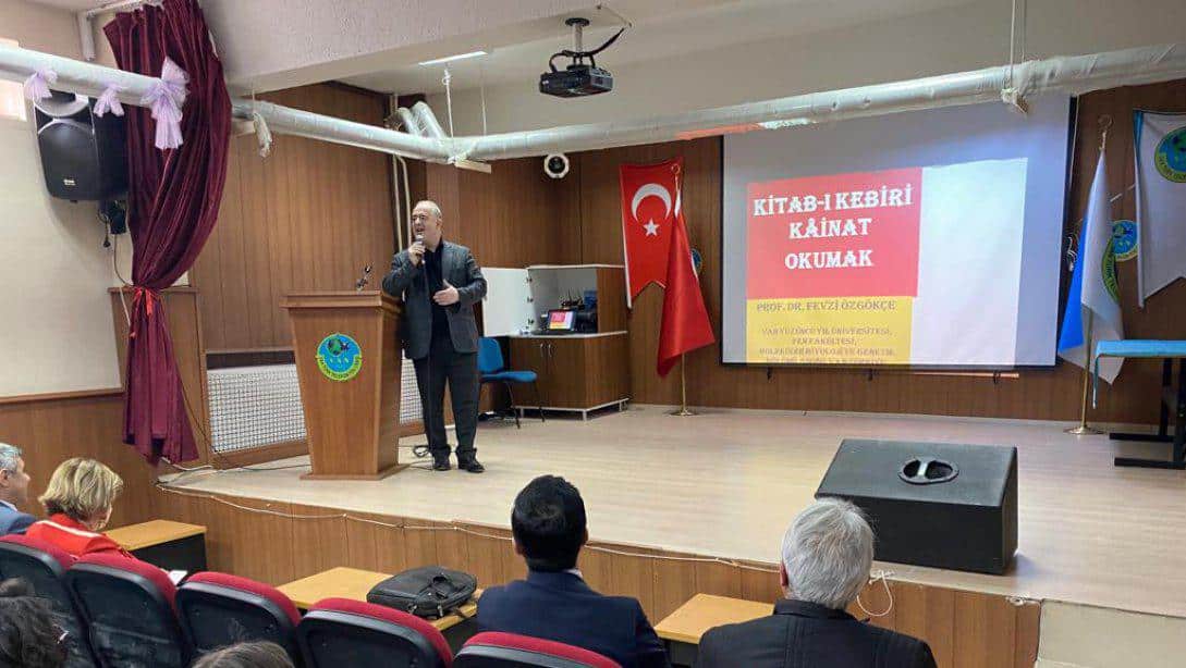 Yüzüncü Yıl Üniversitesi Öğretim Üyesi Prof. Dr. Fevzi Özgökçe Türk Telekom Fen Lisesi Öğrencileriyle Bir Araya Geldi.