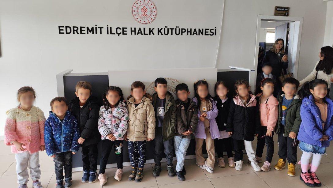 Okul Öncesi Öğrencilerimizin Kütüphane Ziyareti